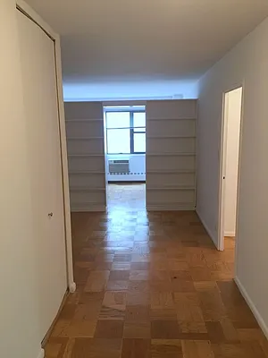 Rented by Carlyle Property Management | media 1