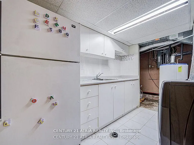 154 Freshmeadow Dr — Photo 25
