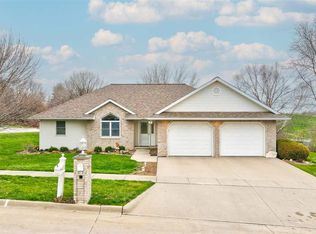 1424 J Pl, Kalona, IA 52247