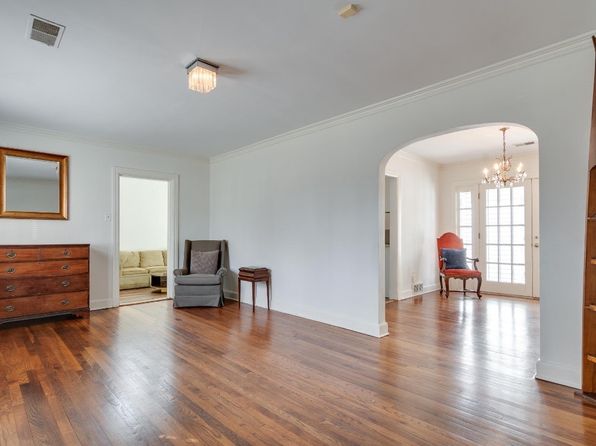 537 Eastbourne Pl