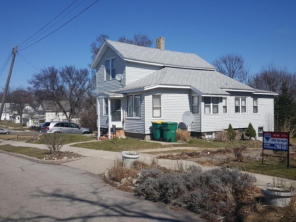 2nd image of 64 Grant St