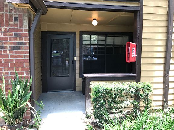 2nd image of 430 Forestway Cir Unit 106