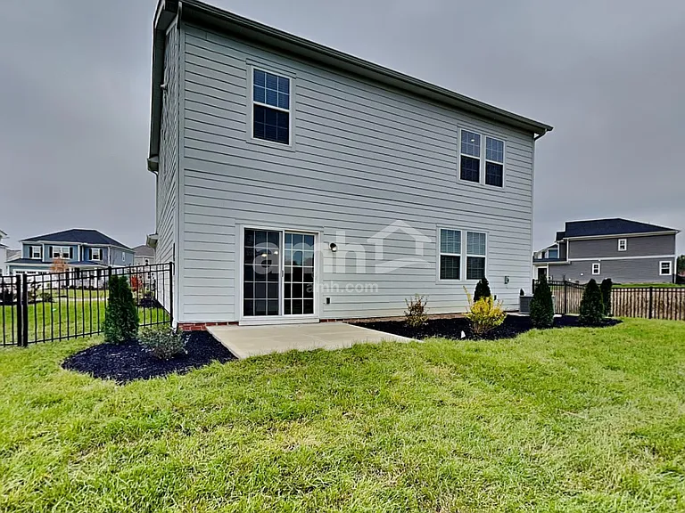 906 Castor Dr — Photo 28