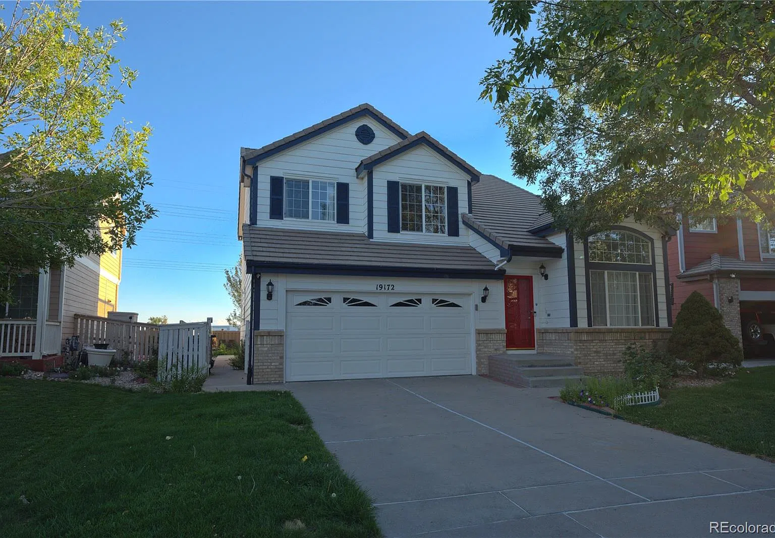 3 bed, 2.5 bath, 2170 sqft, $3,300 — Photo 1
