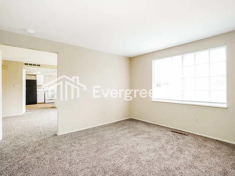 1449 Marty Dr — Photo 4