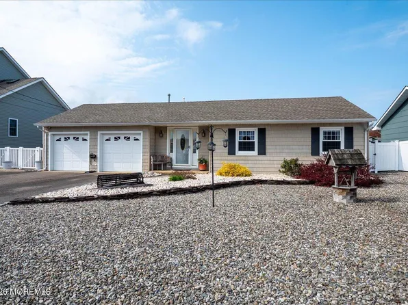 906 Bowsprit Point, Lanoka Harbor, NJ 08734