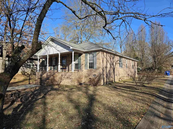 10 Red Bud Ln, Ashville, AL 35953
