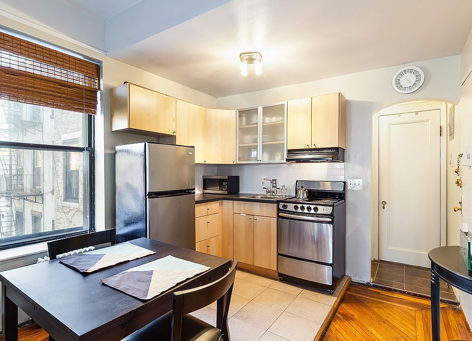 2nd image of 177 Amity St APT 15
