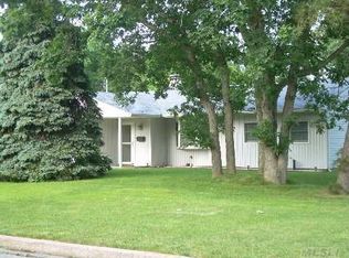 1555 Brightshore Blvd, Bay Shore, NY 11706