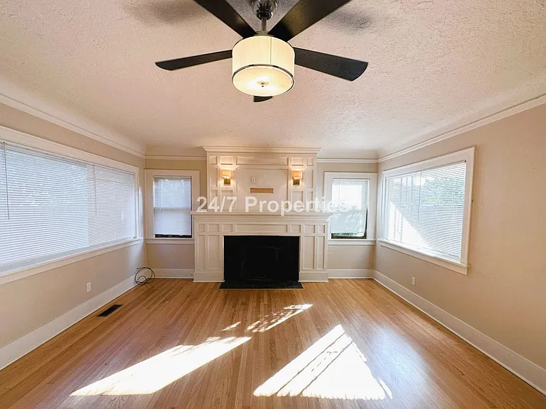 314 NE Lombard St — Photo 3