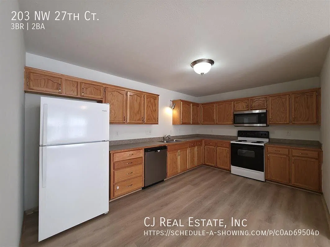 3 bed, 1752 sqft, $1,750 — Photo 4