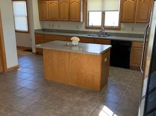 49 Beacon St, Westwood, MA 02090
