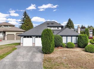 10552 Woodglen Close, Surrey, BC V4N 1V4
