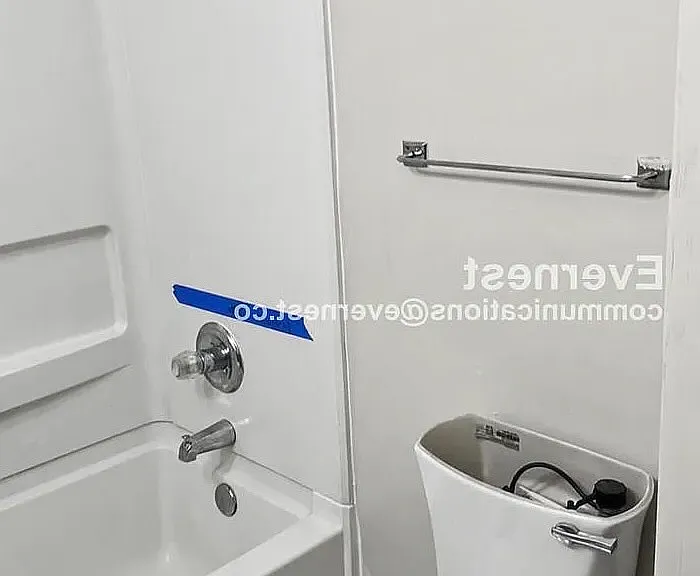 1093 Georgia Ave #1 — Photo 5