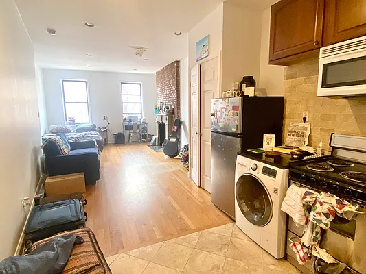 Rented by Corcoran | media 12