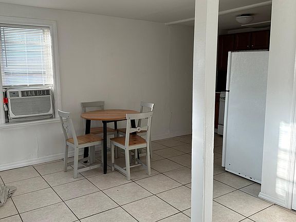 5th image of 919 N Grandview Ave APT 5