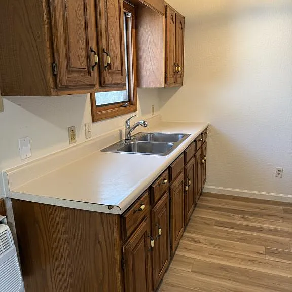 402 W Jackson St #5 — Photo 3