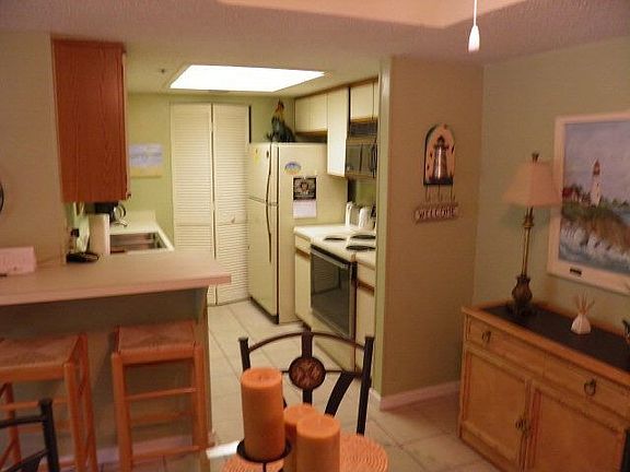 4th image of 1440 Ocean Blvd Unit 202