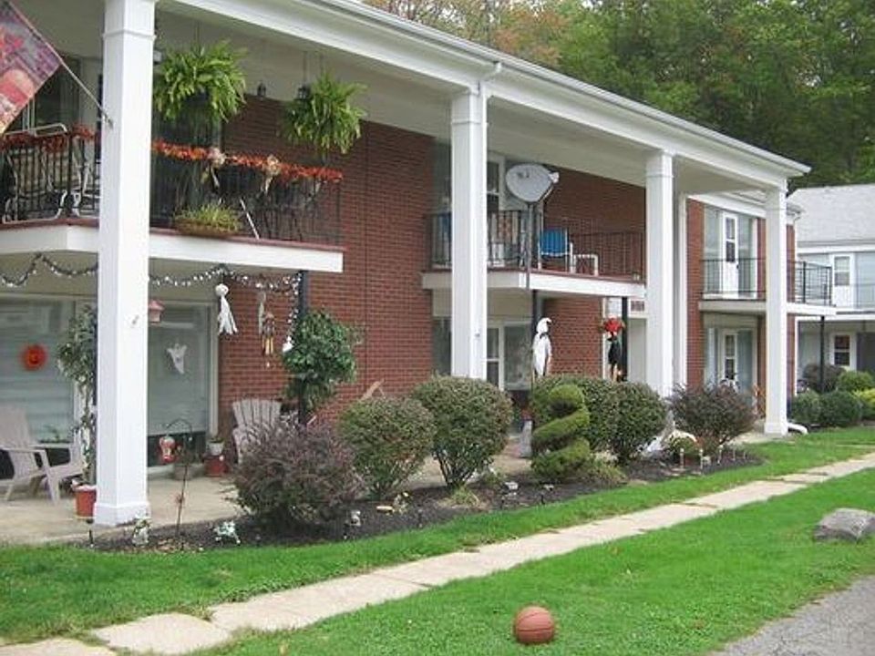 1st image of 222 Stahl Ave #108