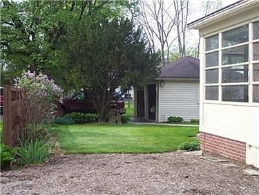 3rd image of 205 Wildwood Dr