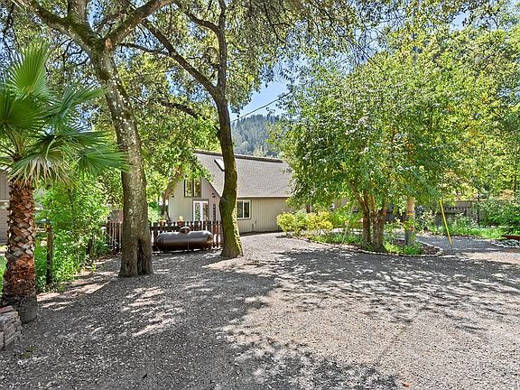 3rd image of 11645 River Road