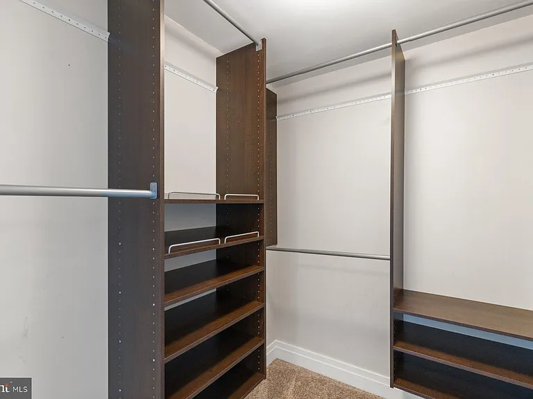 414 Water St #2512 — Photo 17