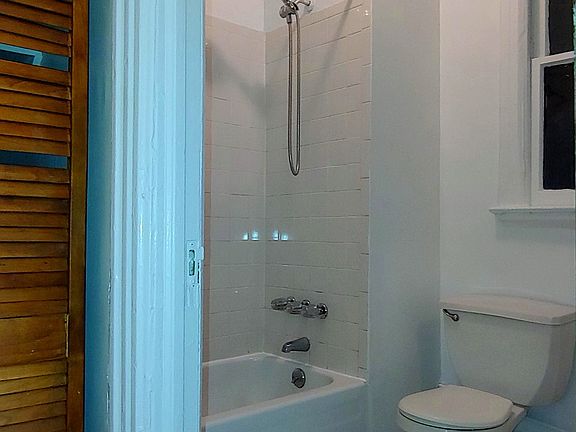 5th image of 305 W 116th St APT 2A