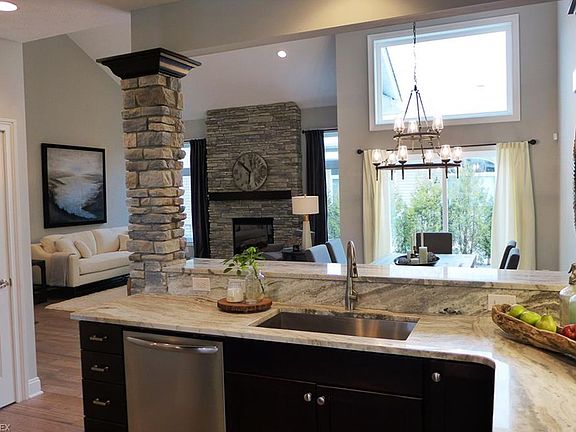 4th image of 451 Dornoch Ln