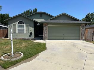 1052 E Ashford St, Meridian, ID 83642