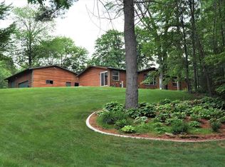 5893 Wedgewood Dr S, Little Suamico, WI 54141