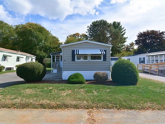 2nd image of 24 Thayer Dr