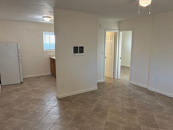 3rd image of 14610 N Alto St #6