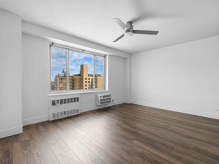 400 Central Park W #17H — Photo 9
