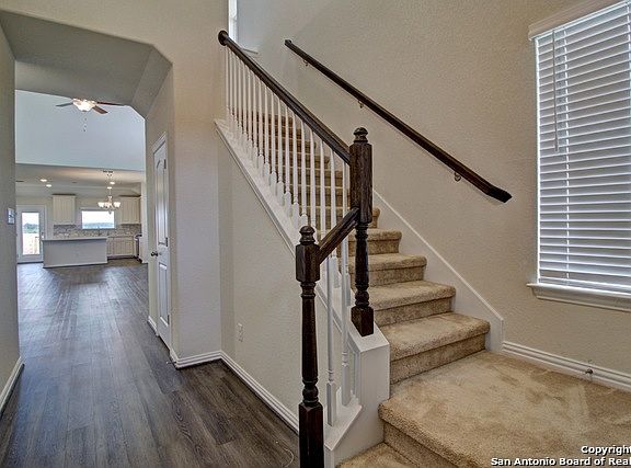 4th image of 2048 Cowan Dr