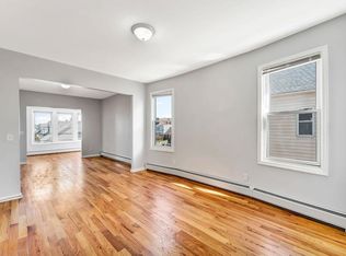 126 W 16th St #2, Bayonne, NJ 07002