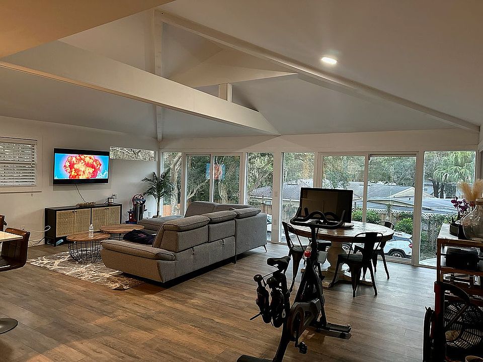 1st image of 13909 Vacation Ln