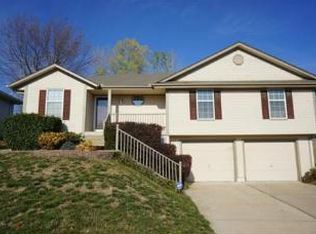 15412 E 2nd St S, Independence, MO 64050