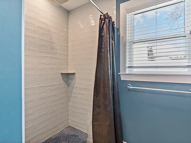 881 Point Judith Rd — Photo 6