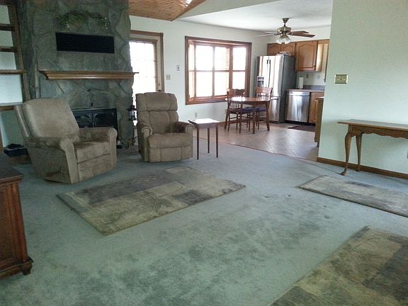 Family Room to Kitchen