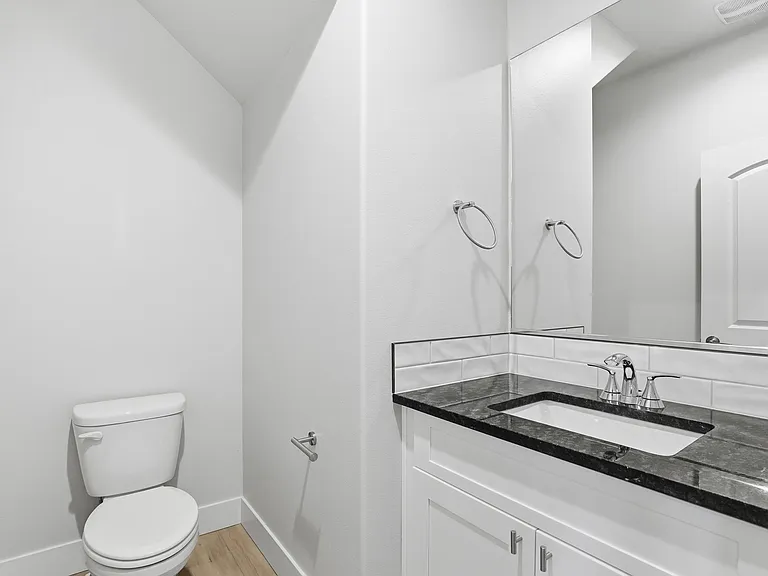 661 N Creative Way — Photo 4