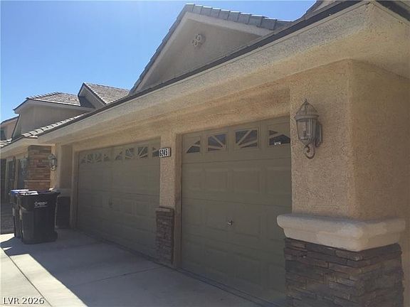 3rd image of 6245 Hawthorn Woods Ave