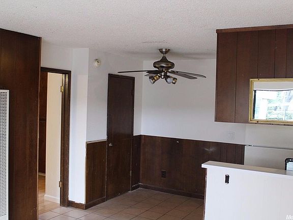 Dining Area between Kitchen, Bedroom and Living Room.