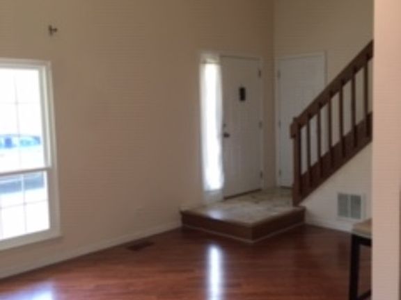 5th image of 19423 Elm Dr