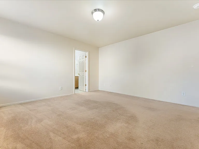 4503 30th Street Rd — Photo 15