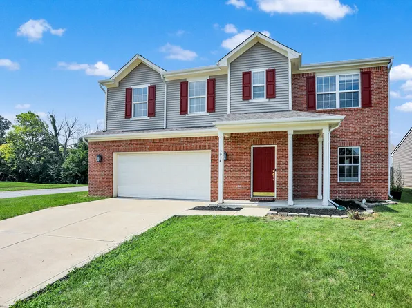 3034 Limber Pine Dr, Whiteland, IN 46184