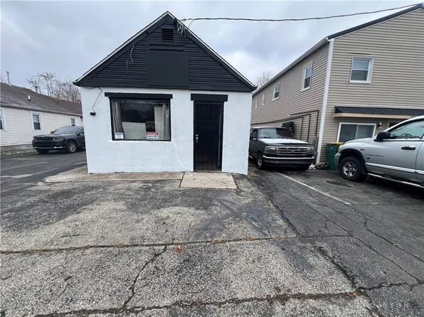 3305 Main St, Moraine, OH 45439