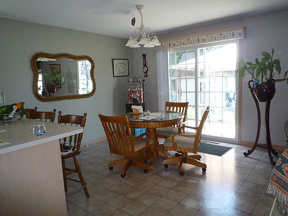 2nd image of 210 Curwick Dr
