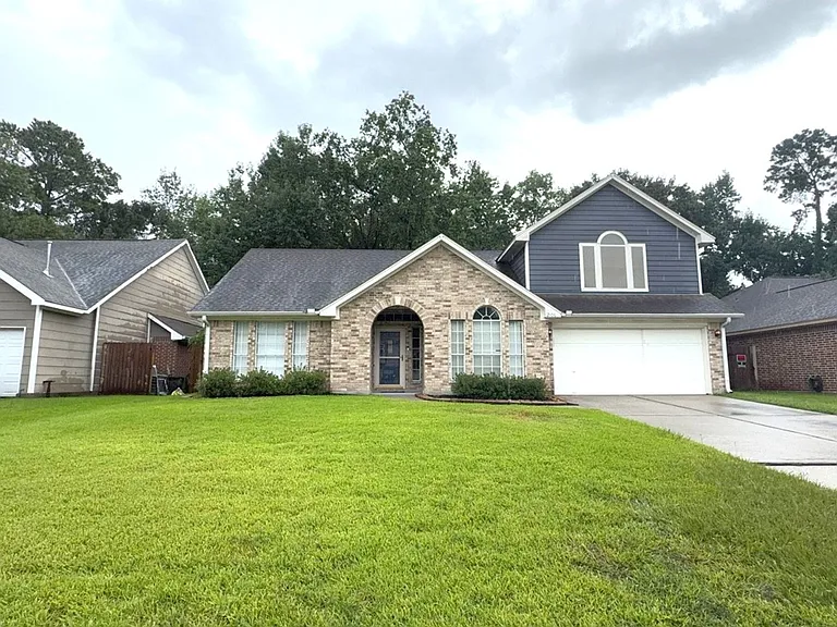 2106 Lexington Woods Dr — Photo 24