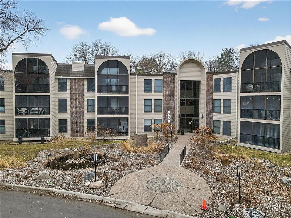 1st image of 9550 Collegeview Rd APT 218