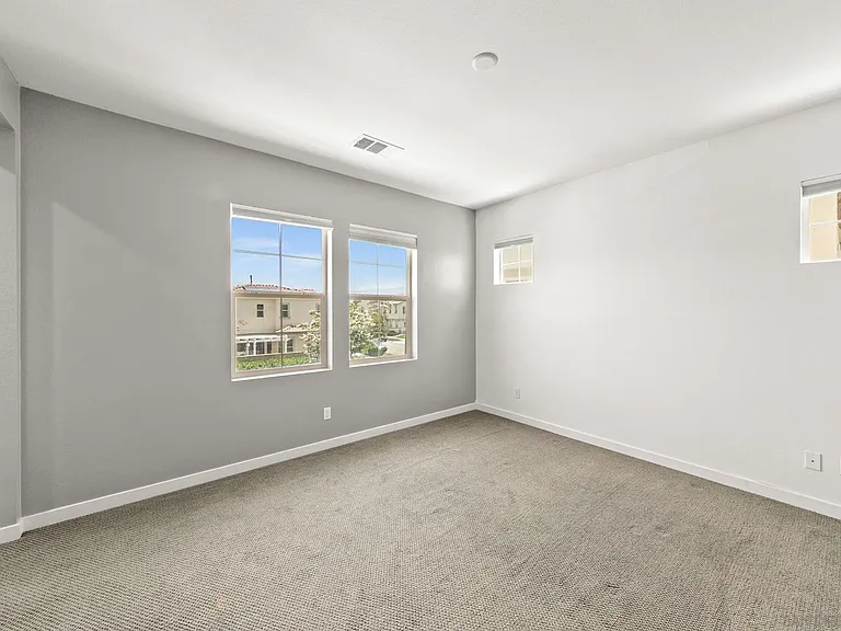 2028 Avenida Andanza — Photo 23
